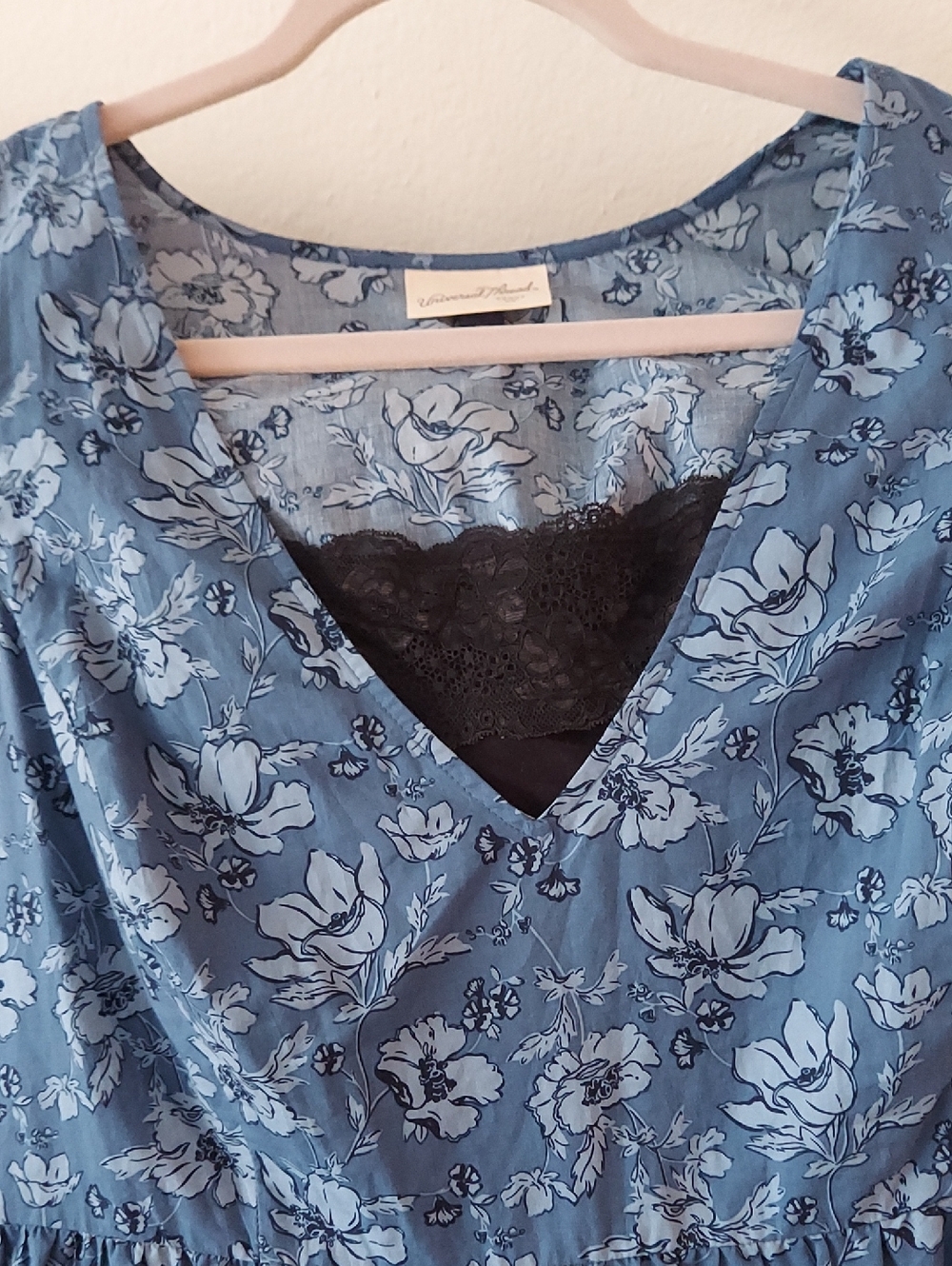 Universal Thread Blue Floral Maxi Dress - Picture 7 of 10